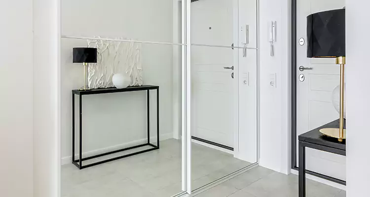 Mirrored Bifold Closet Doors Repair in Myrtle Grove, FL