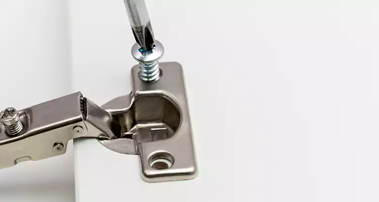 Screen Door Hinge Repair in Myrtle Grove, FL