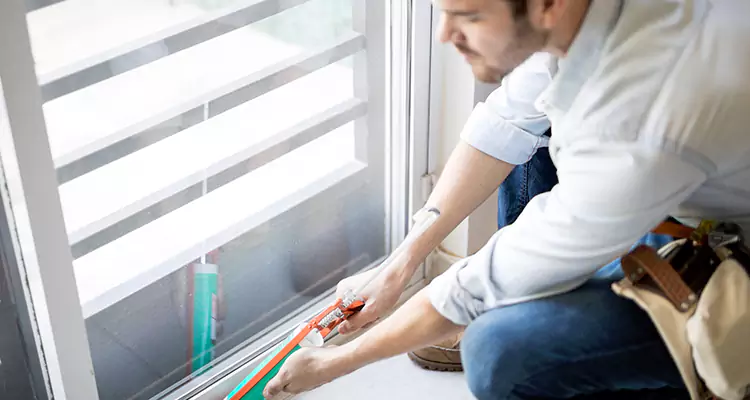 We fix All type of Sliding Door in Myrtle Grove, FL