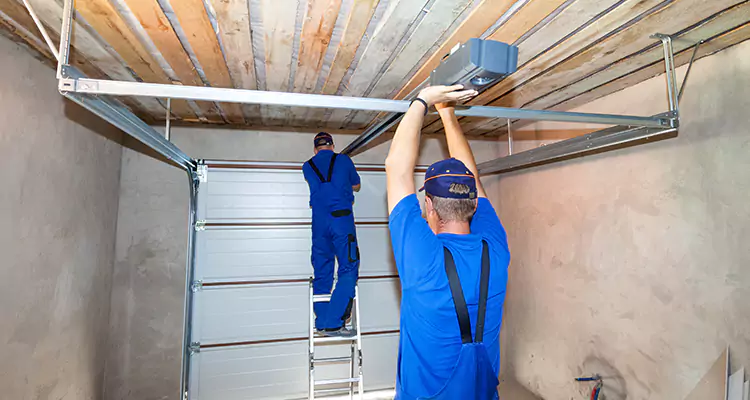 Garage Door Opener Technician in Myrtle Grove, FL