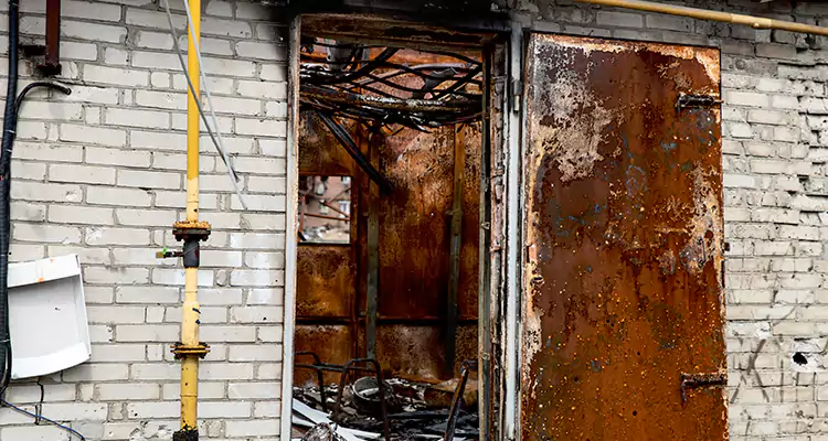 Metal Door Rust Repair in Myrtle Grove, FL