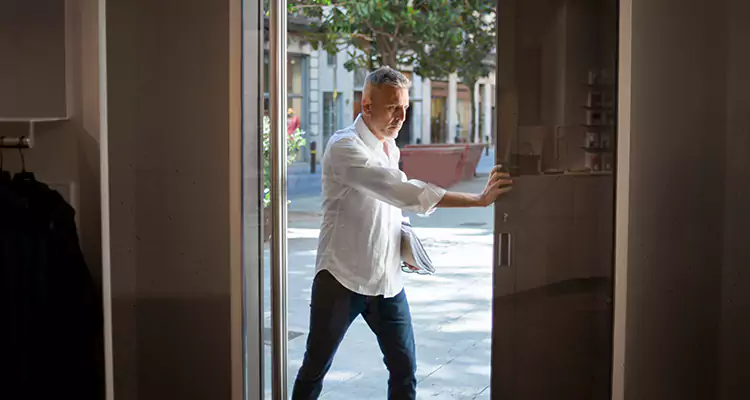 Reliable Pella Patio Door Repair Services for Opening Issues in Myrtle Grove, FL