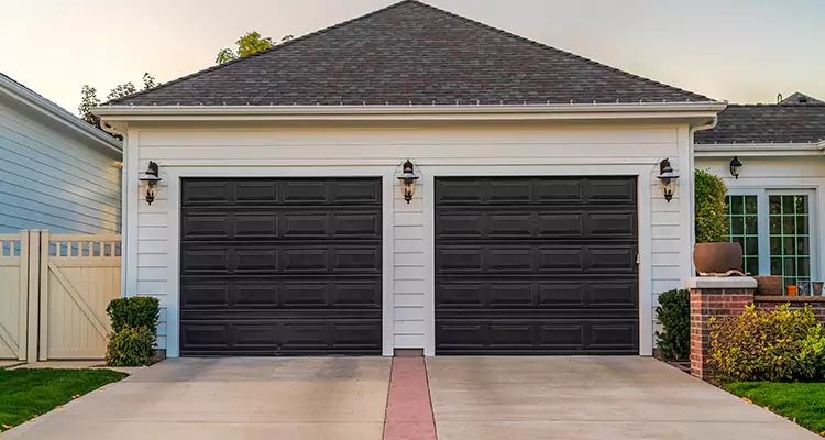 Residential Local Garage Door Repair in Myrtle Grove, FL