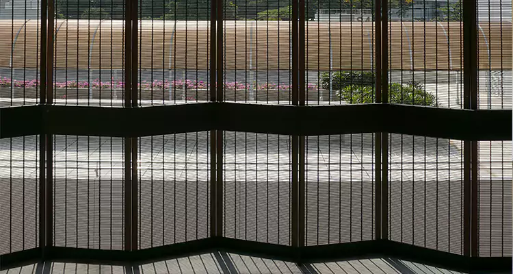 Front Screen Door Repair in Myrtle Grove, FL